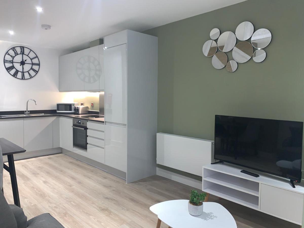 Roomotel - Broadoaks Apartments 索利赫尔 外观 照片