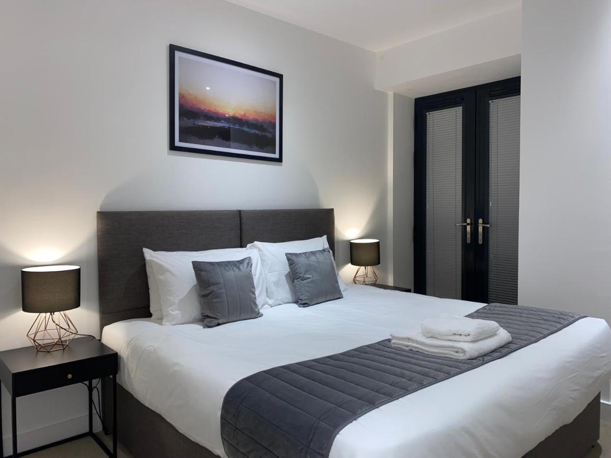 Roomotel - Broadoaks Apartments 索利赫尔 外观 照片