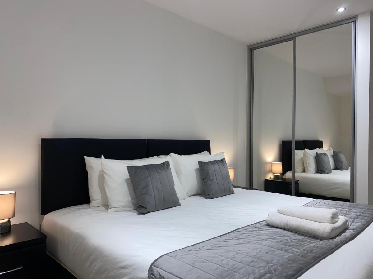 Roomotel - Broadoaks Apartments 索利赫尔 外观 照片
