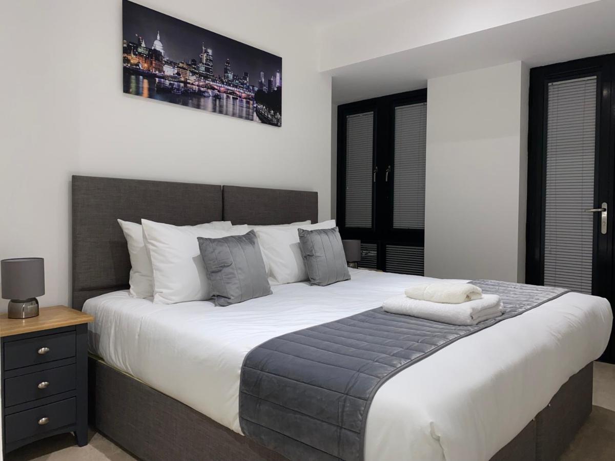 Roomotel - Broadoaks Apartments 索利赫尔 外观 照片