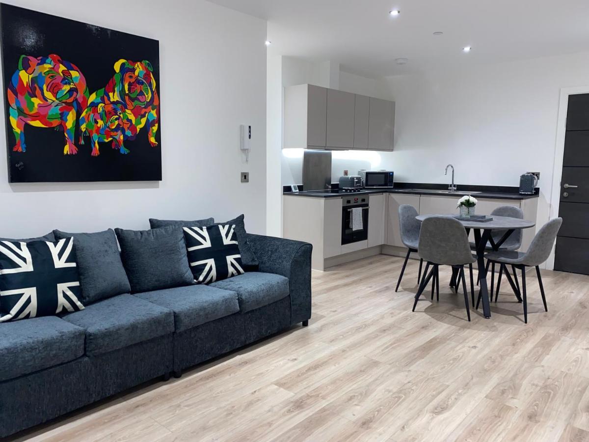 Roomotel - Broadoaks Apartments 索利赫尔 外观 照片