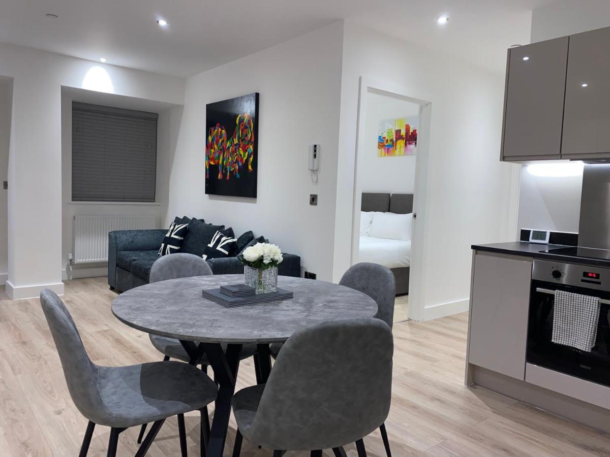 Roomotel - Broadoaks Apartments 索利赫尔 外观 照片