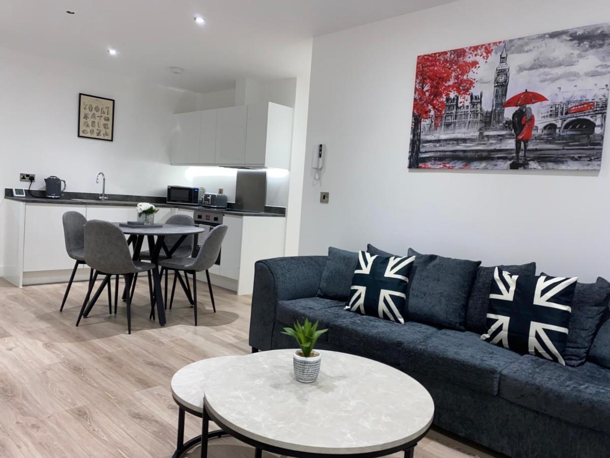Roomotel - Broadoaks Apartments 索利赫尔 外观 照片
