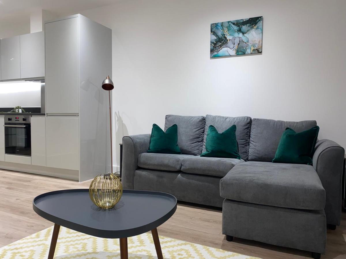 Roomotel - Broadoaks Apartments 索利赫尔 外观 照片